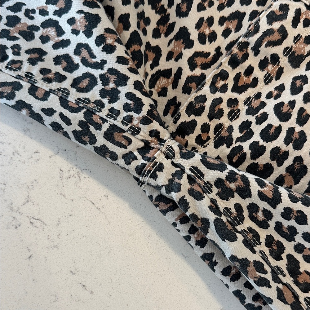 Design Lab Leopard Print Jeans - Picture 9 of 11